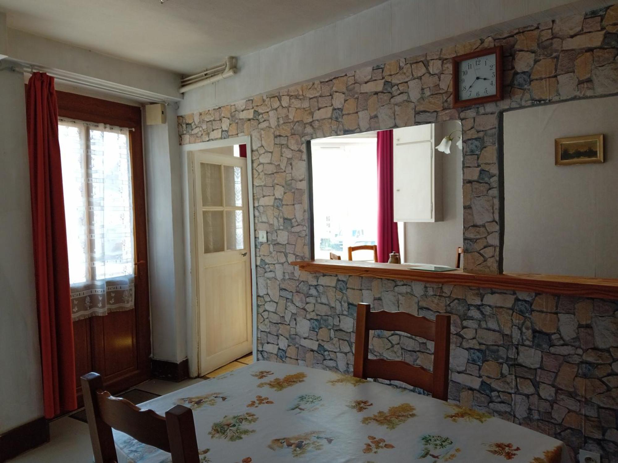 Varzyfiz Extérieur photo